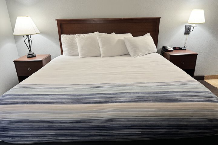 AmericInn by Wyndham Stillwater