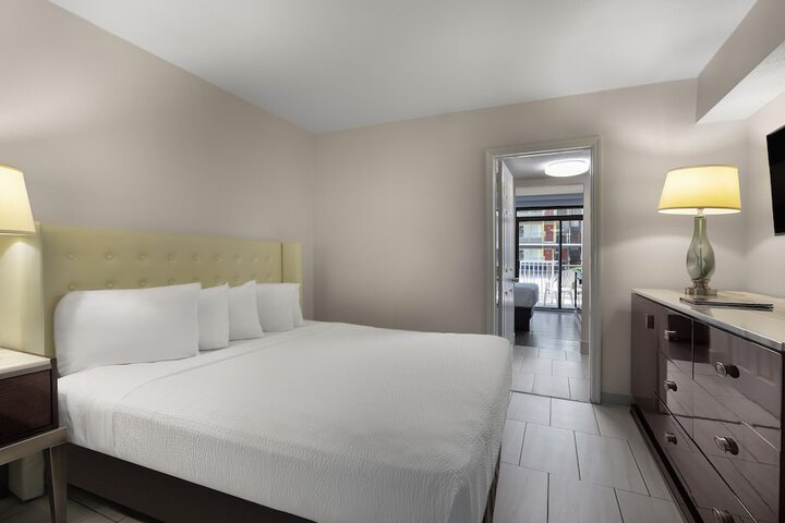 Room 47 of 79