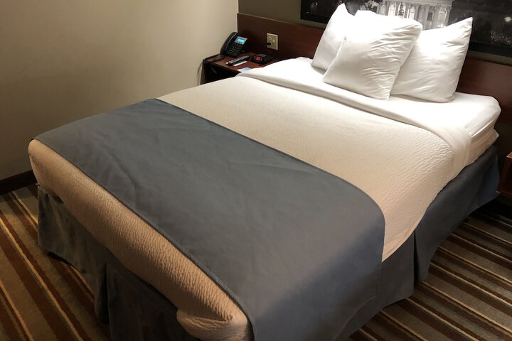 Room 28 of 45