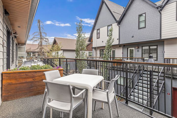 Terrace/Patio 58 of 60