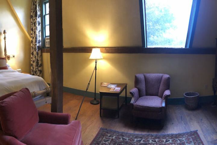 Room 23 of 45
