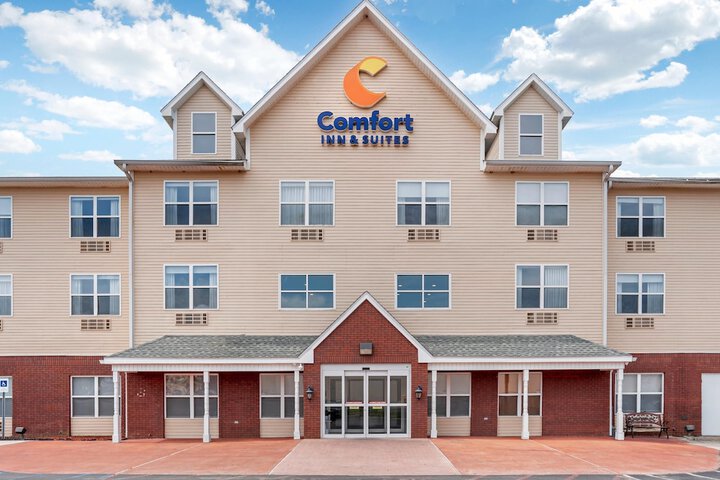 Comfort Inn & Suites Dothan Northside Plaza