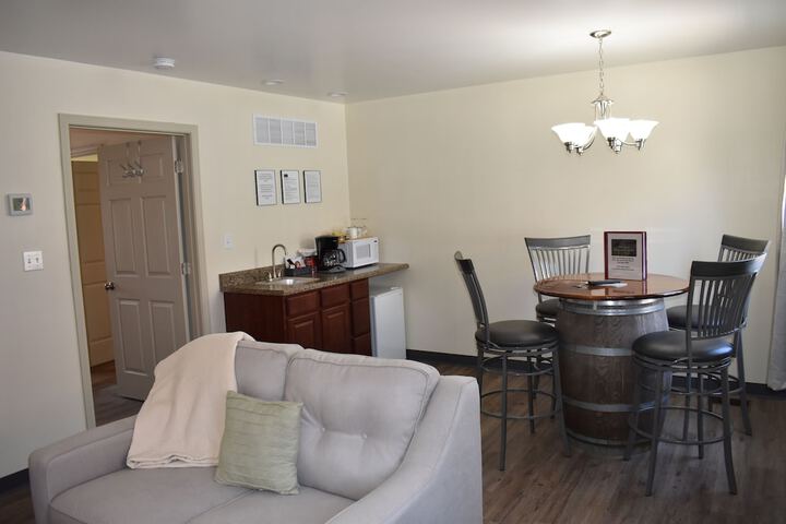 Room 186 of 238