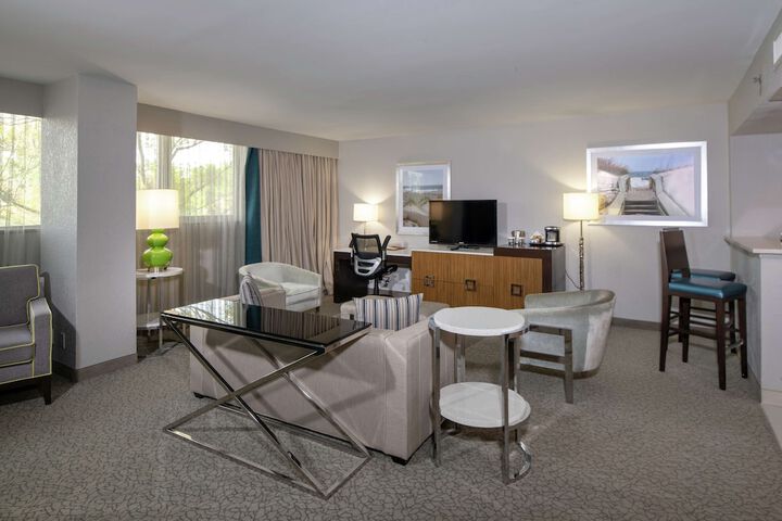Room 34 of 72