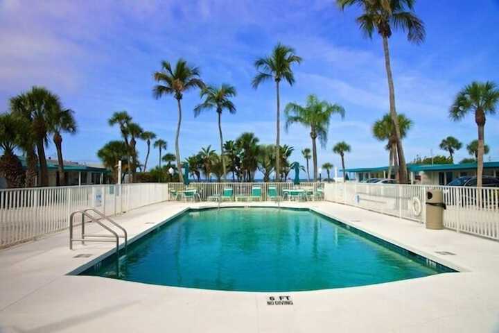 Sea Club I Beach Resort