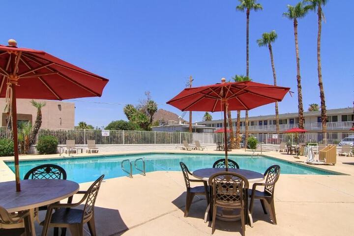 Pool 12 of 31