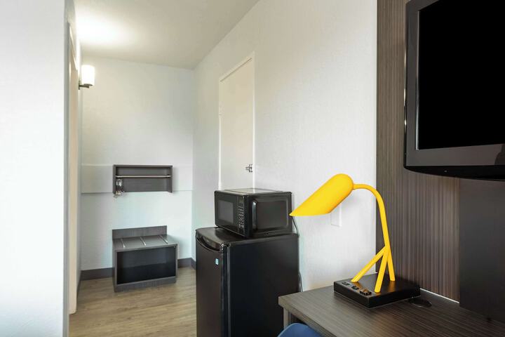 Room 34 of 36