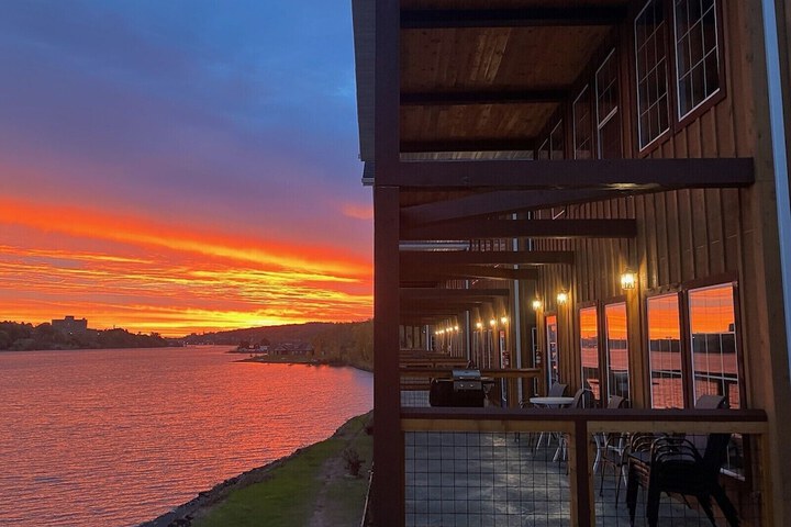 Keweenaw Waters Resort