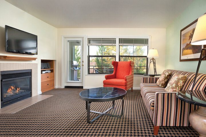 Room 16 of 25