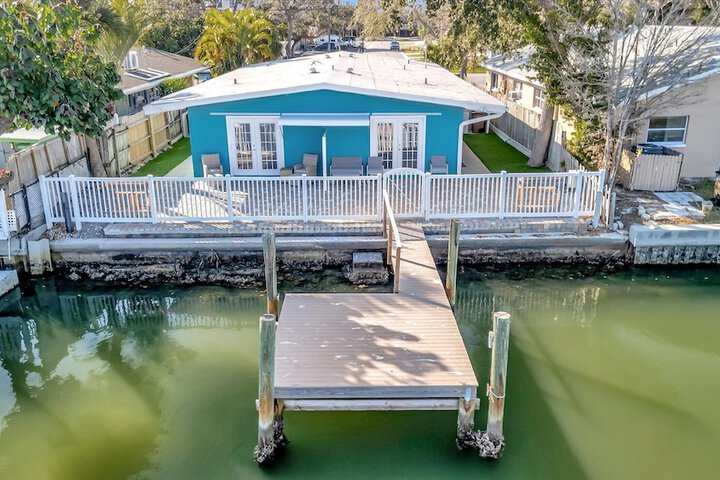 East Gulf Dockside Beach Homes