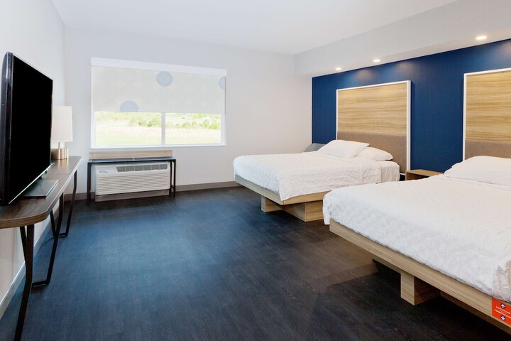Room 18 of 47