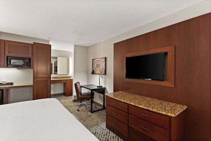 Room 16 of 58