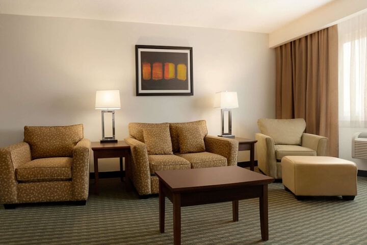Travelodge by Wyndham Weyburn