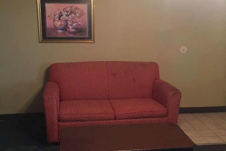Room 18 of 35