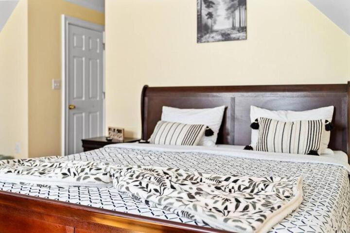 555-2 6BR Quincy - Spacious Apt near Boston - Perry Beach