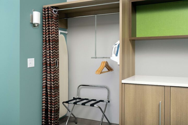 Room 14 of 40
