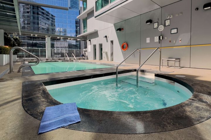 Pool 6 of 37