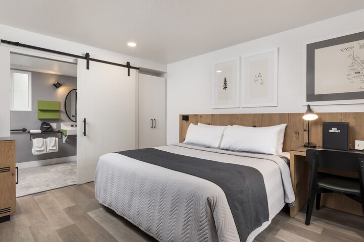 Room 20 of 54