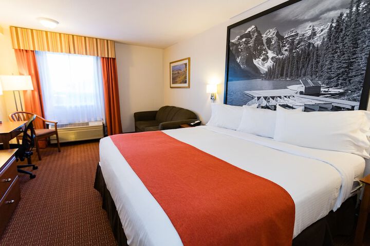 Room 28 of 72