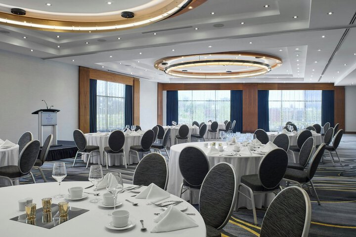 Delta Hotels by Marriott Waterloo