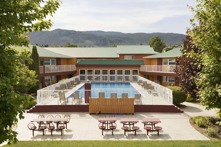 Days Inn & Conference Centre by Wyndham Penticton