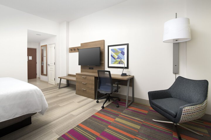 Room 32 of 56