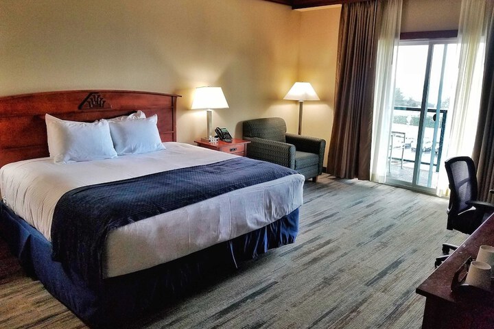 Room 27 of 52