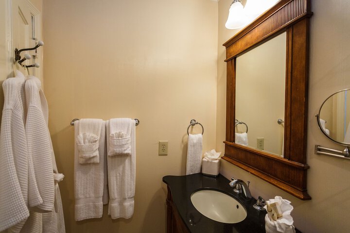 Room 62 of 158