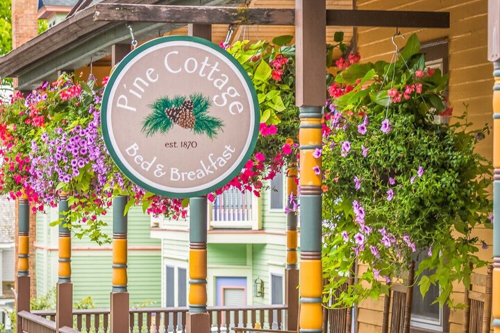 Pine Cottage Bed & Breakfast