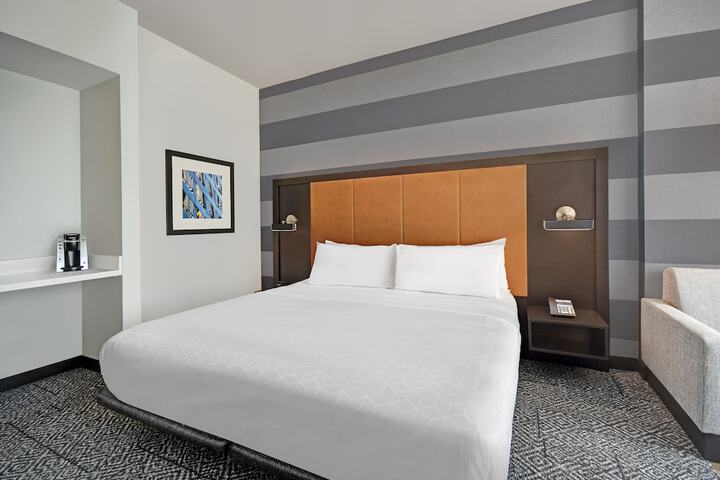 Room 34 of 56