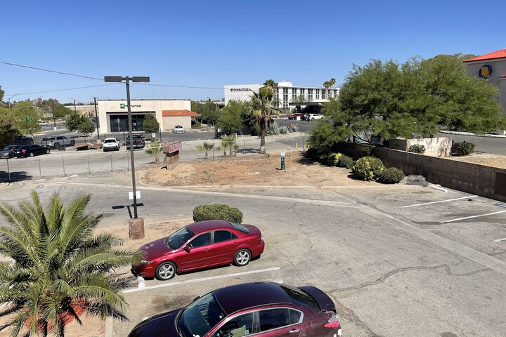 Palms Inn & Suites