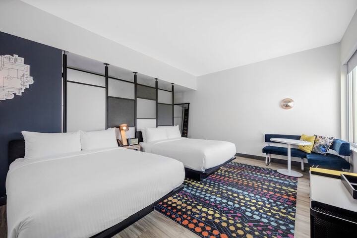 Aloft by Marriott Dallas Arlington South