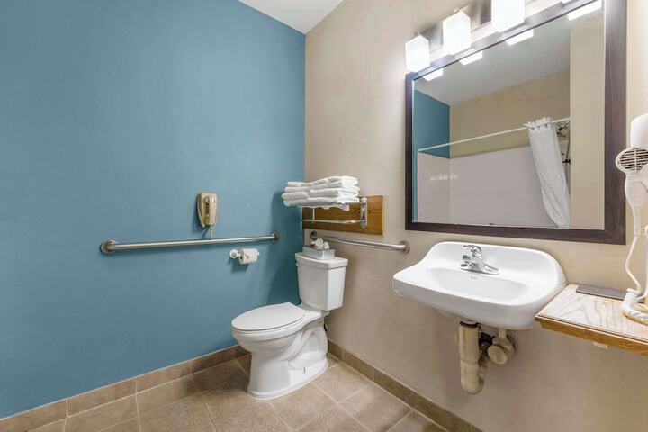 Sleep Inn & Suites Hays I-70