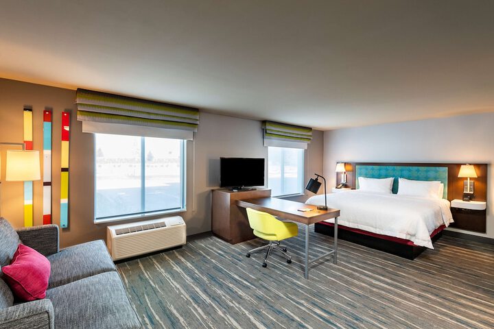Room 21 of 34