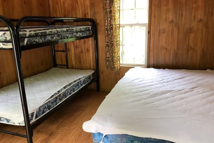 Room 25 of 119