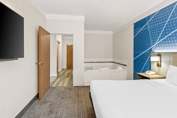 Comfort Suites Clackamas