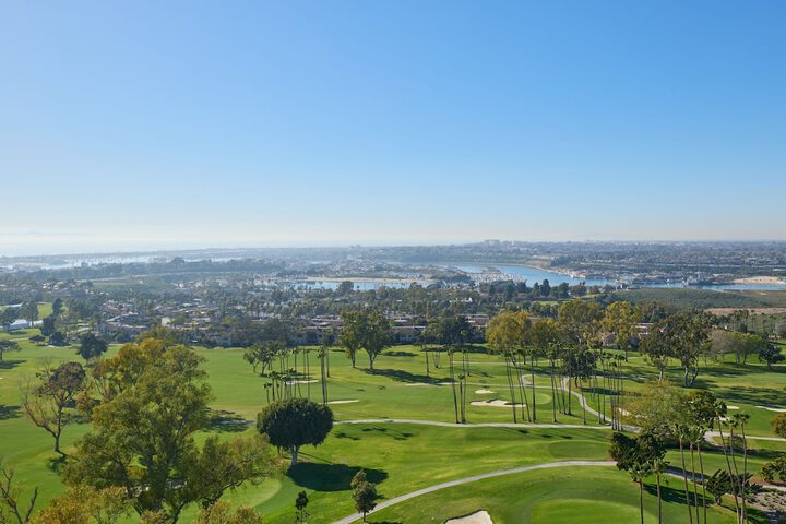 VEA Newport Beach a Marriott Resort & Spa