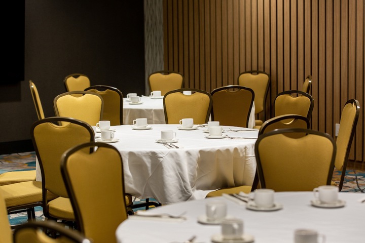 Holiday Inn Toronto Downtown Centre by IHG
