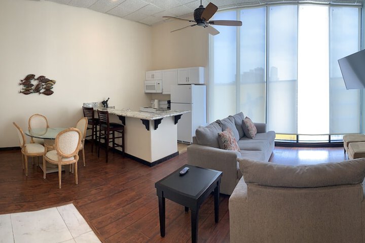 Sunchase Inn & Suites