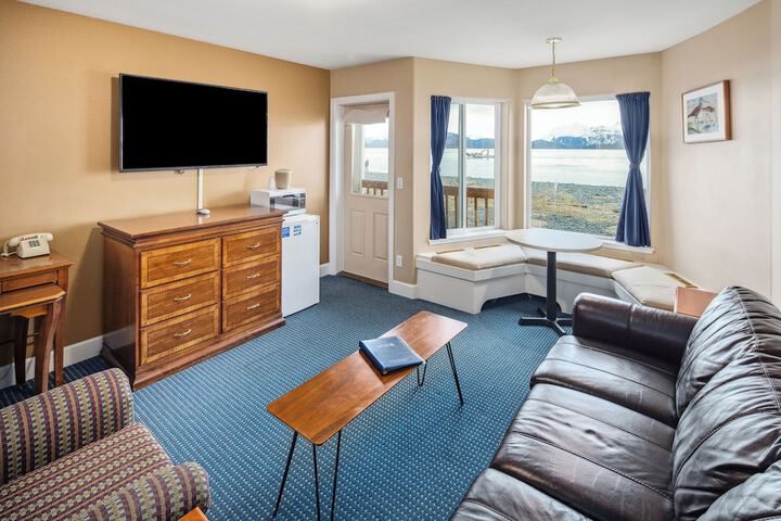 Room 64 of 183