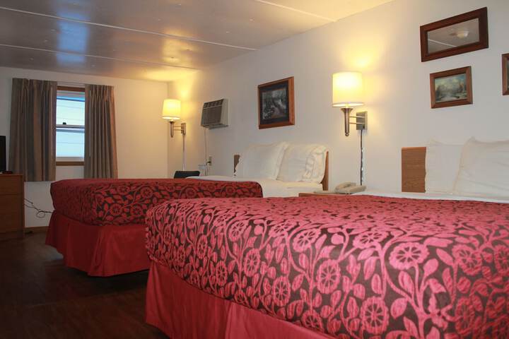 Room 27 of 66
