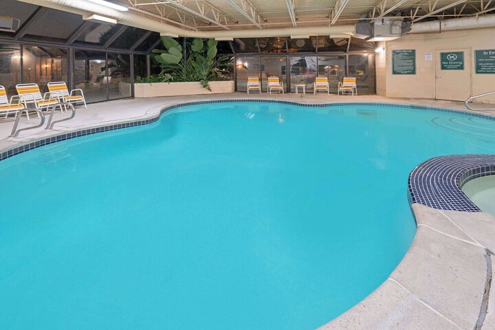 Pool 5 of 28