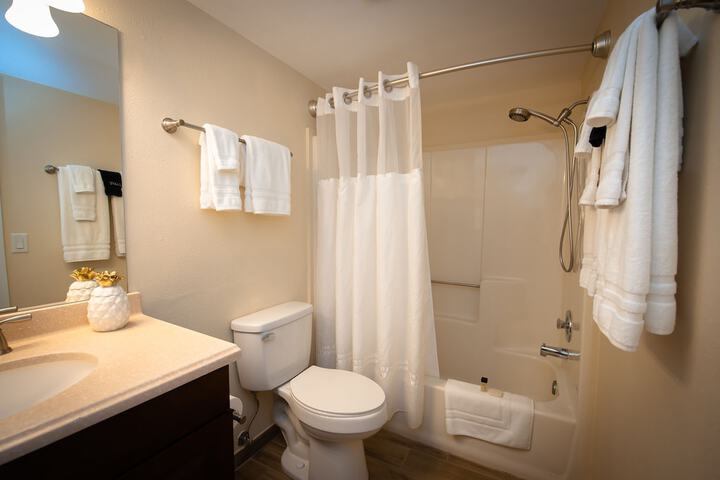 Room 83 of 205