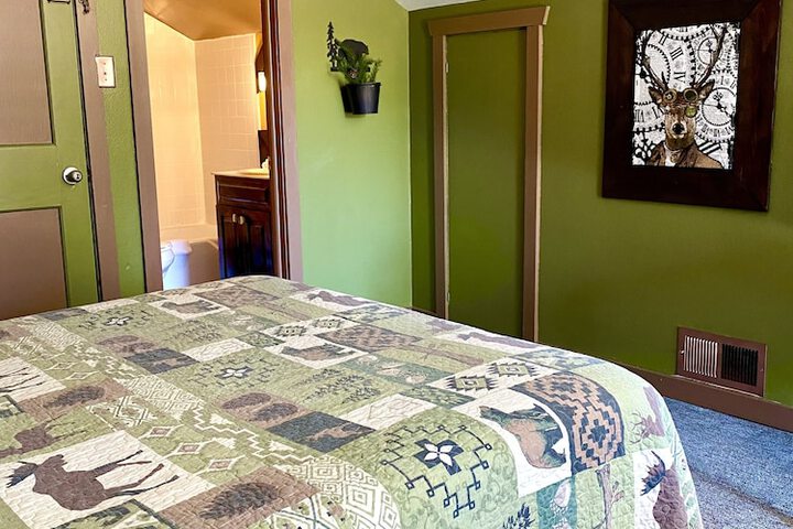 Moosehead Lodge & Cabins