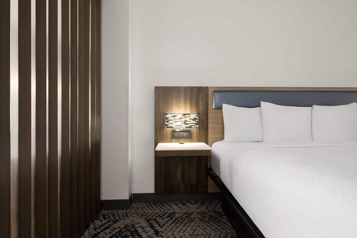 La Quinta Inn & Suites by Wyndham Savannah Airport - Pooler
