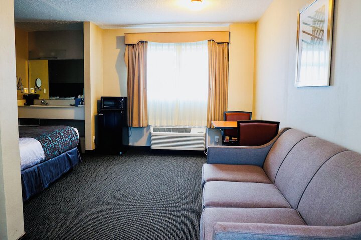 Room 39 of 48