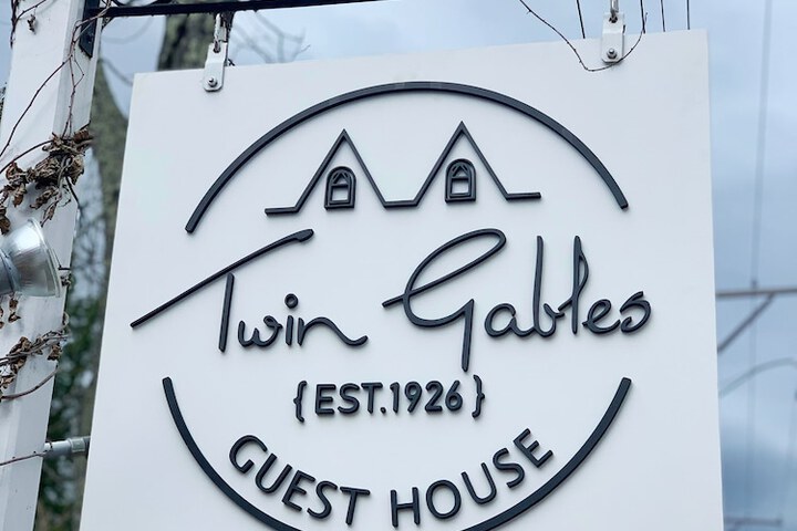 Twin Gables of Woodstock