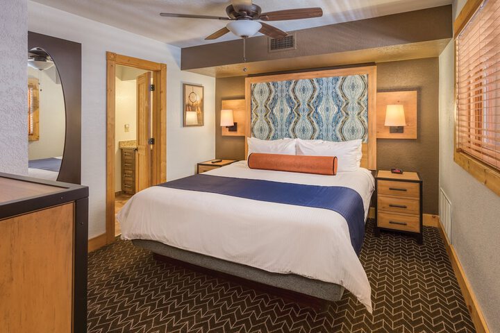 Room 22 of 34