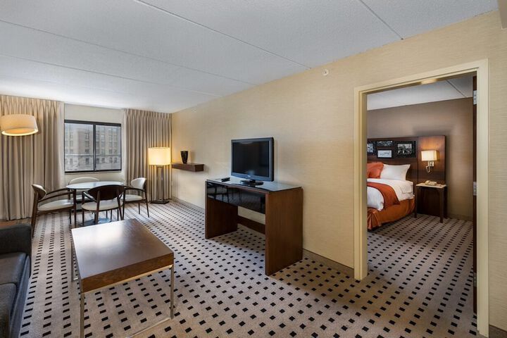 Delta Hotels by Marriott Utica