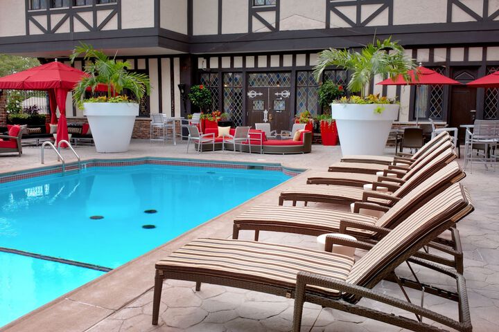 Pool 4 of 68